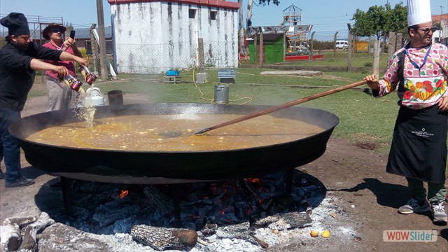 Paella solidaria en la Reserva de Fauna